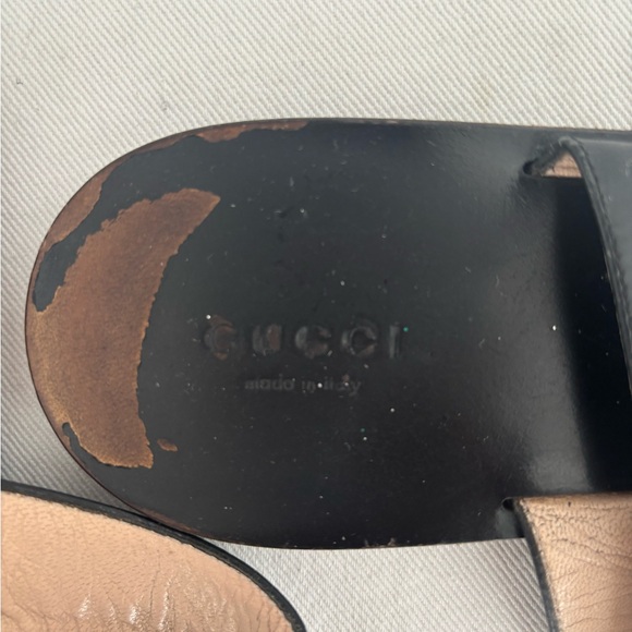Gucci Black Sandals - Picture 2 of 4